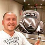 Profile Picture of Alex Wacker (@wacker_77) on Instagram