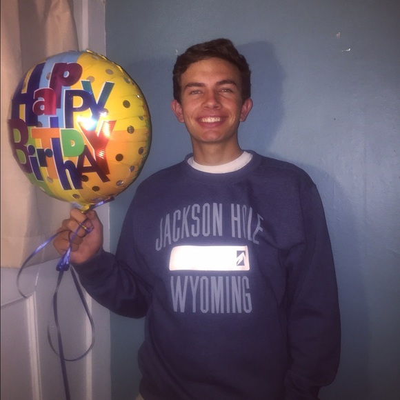 Profile Picture of Jayden Roylance (@jaydenroylance) on Poshmark