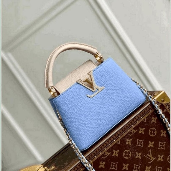 Profile Picture of Pamela Harper (@harper7596) on Poshmark