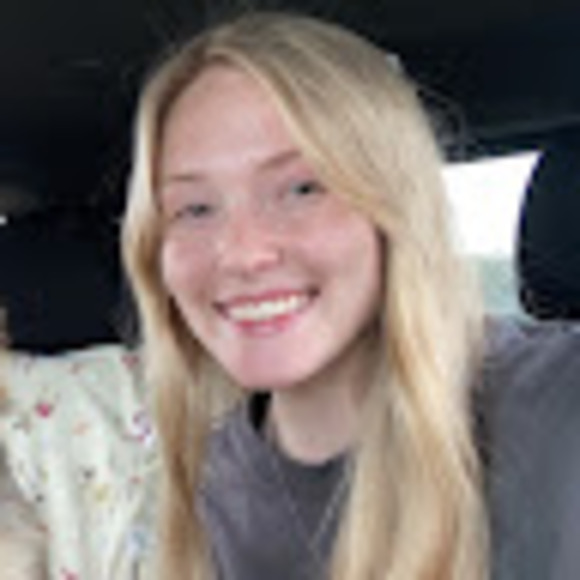 Profile Picture of Reese Waldrep (@waldrepreese) on Poshmark