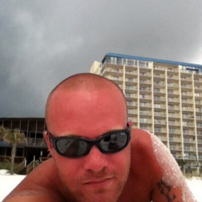 Profile Picture of Stephen Holloway (@Hollywood1618) on Twitter