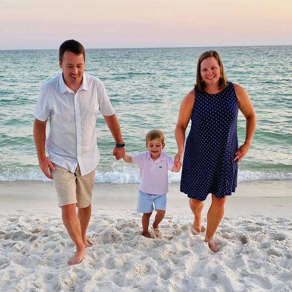 Profile Picture of Dan Tomayko (@okyamot) on Poshmark