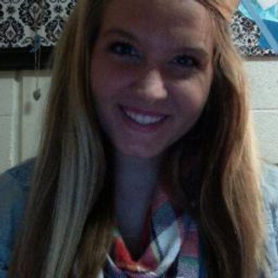 Profile Photo of Hillary Moore (@HillaryBean93) on Twitter