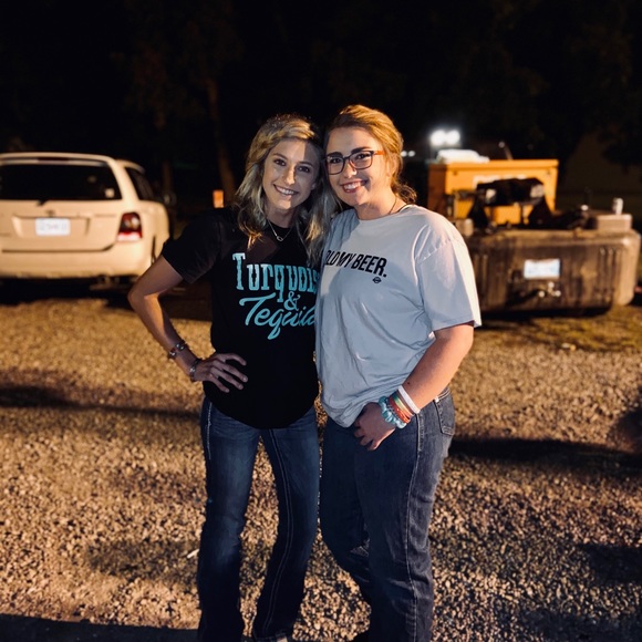 Profile Picture of Cali Emerson (@calemerso00) on Poshmark