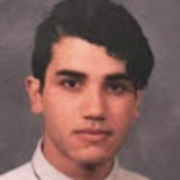 Profile Picture of Andrew Restrepo-ramos (@andrewrestre797) on Poshmark