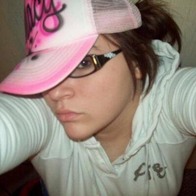 Profile Picture of Macy Peters (@takeit7) on Twitter