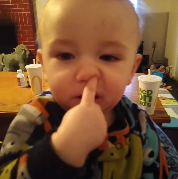 Apryl Vandriel - Poshmark Profile Picture of Apryl Vandriel (@apryl_v_21) on Poshmark