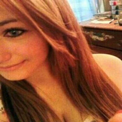 Profile Picture of الشوق ذبحني (@DeeBean12) on Twitter