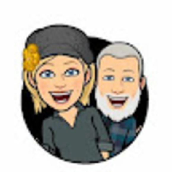 Profile Picture of Rennae Kroth (@rennaebkroth) on Poshmark