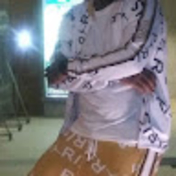 Profile Picture of Calvin Riggins (@cheekslapper81) on Poshmark