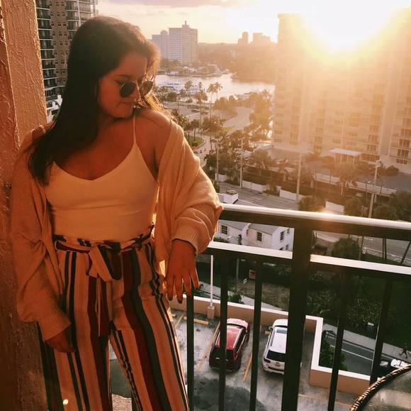 Profile Picture of Mackenzie Markiewicz (@mmarkiew) on Poshmark