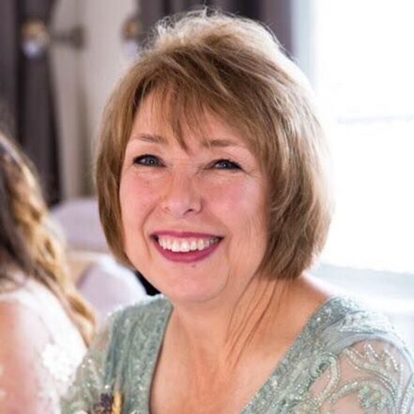 Profile Picture of Lynn Dowd-lee (@chloeshay101) on Poshmark