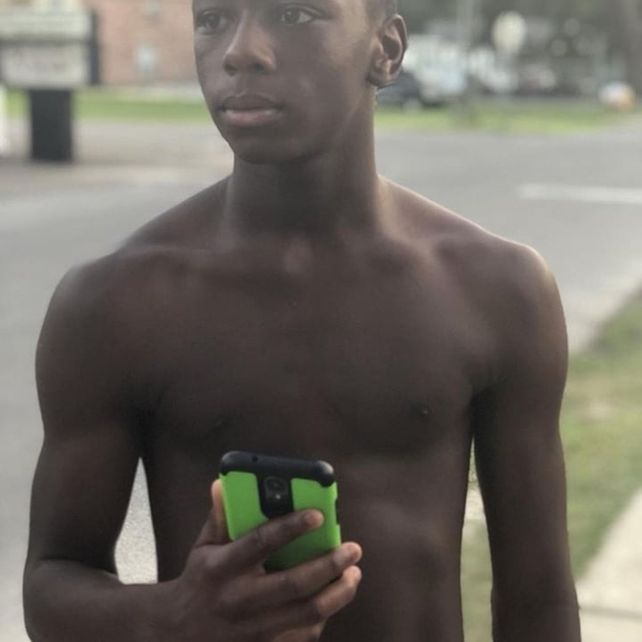 Profile Picture of Jeremiah Jefferson (@twin2121) on Poshmark