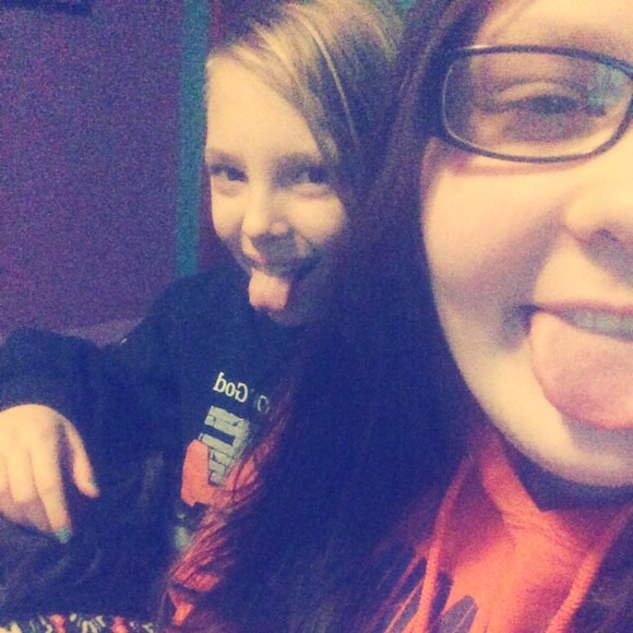 Profile Picture of Adrianna Pennington (@adrianna_shiane) on Poshmark