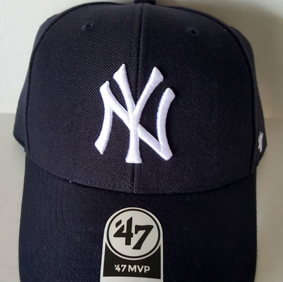 Profile Picture of Javier Cosio (@jvhats) on Poshmark