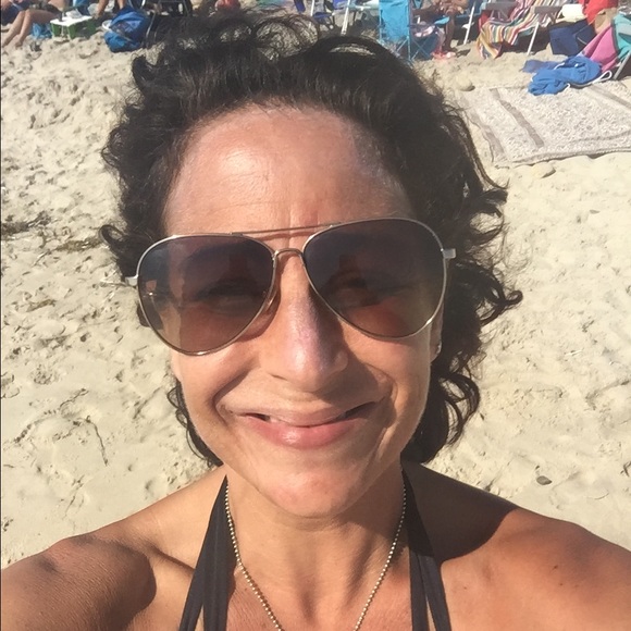 Profile Picture of Marnie Cohen (@marnco) on Poshmark