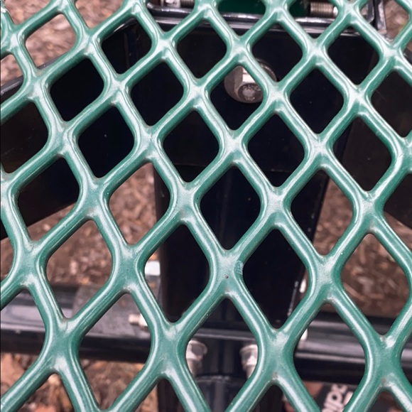 Profile Picture of Kevin Portillo (@kevinport18) on Poshmark