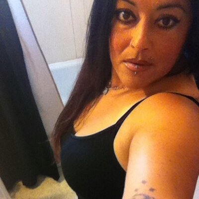 Profile Picture of Reyna Miranda (@ReynaMiranda20) on Twitter
