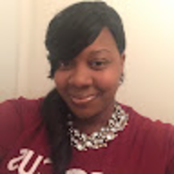 Profile Picture of Kimberly Mcwilliams (@jstkim2day) on Poshmark