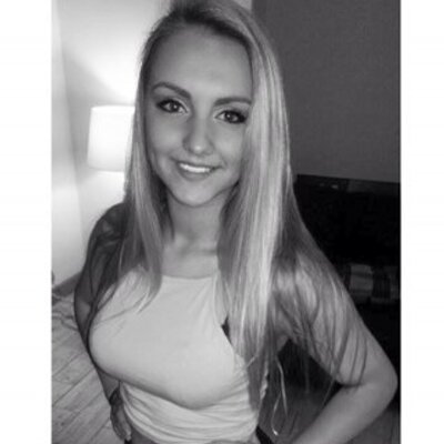 Profile Picture of Farrah Daniels (@farrah_daniels) on Twitter