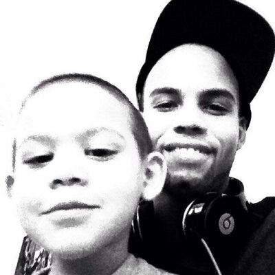 Profile Picture of Jeffrey Easley (@easleynyc1) on Twitter
