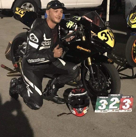 Profile Picture of Andy Vanbilliard (@ursa15) on Poshmark