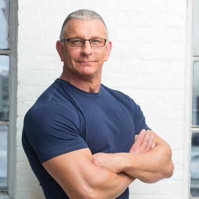 Profile Picture of Robert Irvine (@RobertIrvine) on Twitter