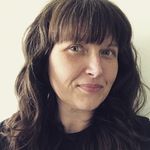 Profile Picture of Lisa Haynes Sundheim (@cryingincoffeeshops) on Instagram