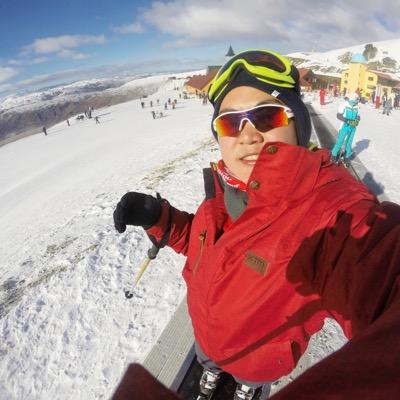 Profile Picture of Unibrow Jay (@TeeJayGoh) on Twitter