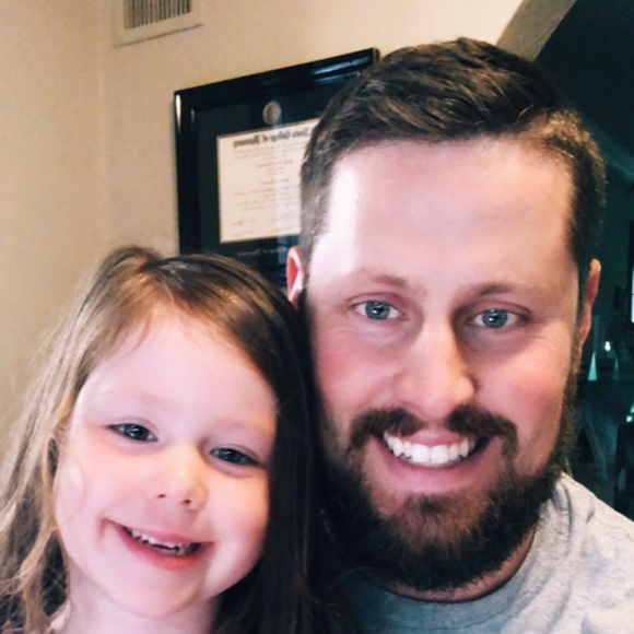 Profile Picture of Joshua Boudeman (@jbudman86) on Poshmark