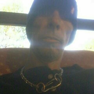 Profile Picture of Darrell Earl (@darrell.earl.98) on Facebook