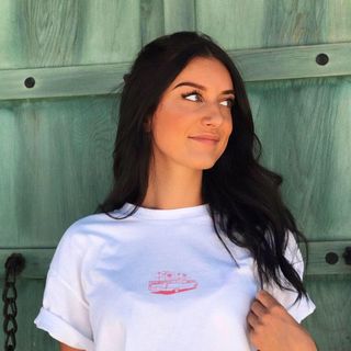 Profile Picture of Clara Forgues Schmitt (@clara.schmitt.5) on Facebook