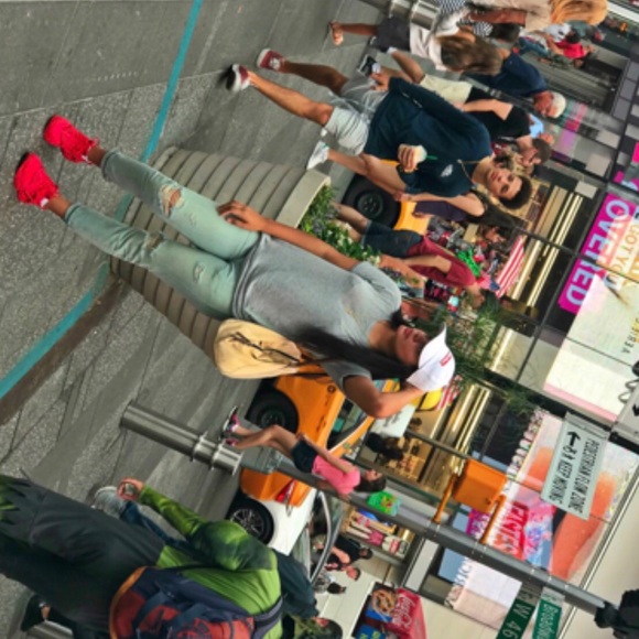 Paola Marte - Poshmark Profile Picture of Paola Marte (@paolamarte) on Poshmark