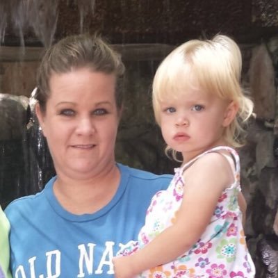 Profile Picture of Amanda Chiles (@amanda_chiles) on Twitter