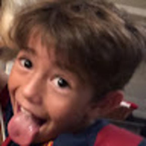 Profile Picture of Cool kid Leon (@leonxanderw) on Poshmark