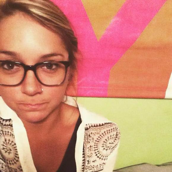 Profile Picture of Jayne Levy (@jayne_levy) on Poshmark