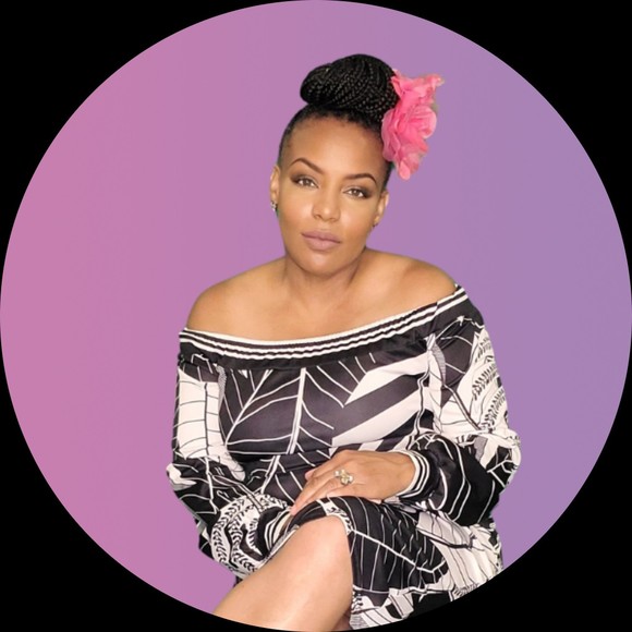 Marvette Critney - Poshmark Profile Picture of Marvette Critney (@thekabila) on Poshmark