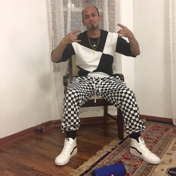 Profile Picture of Morteza Mashhadi (@mashhadi) on Poshmark