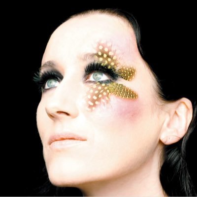 Profile Photo of Maria Doyle Kennedy (@mariadkennedy) on Twitter