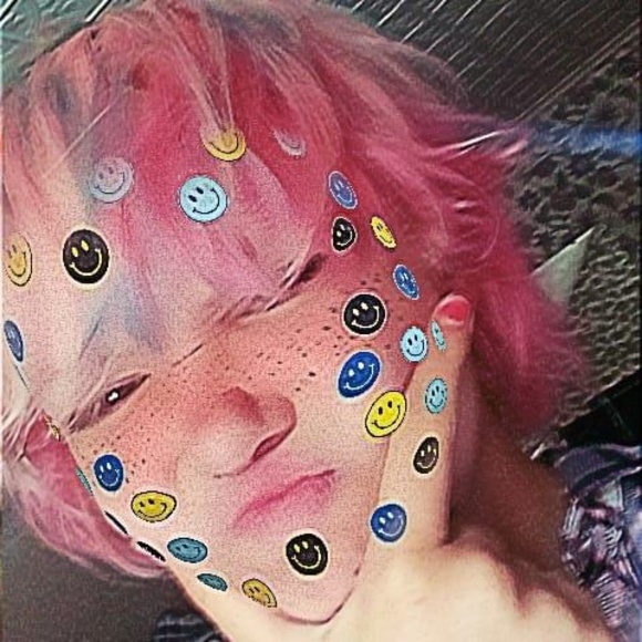 Profile Picture of Devin Starbird (@devinstarbird) on Poshmark