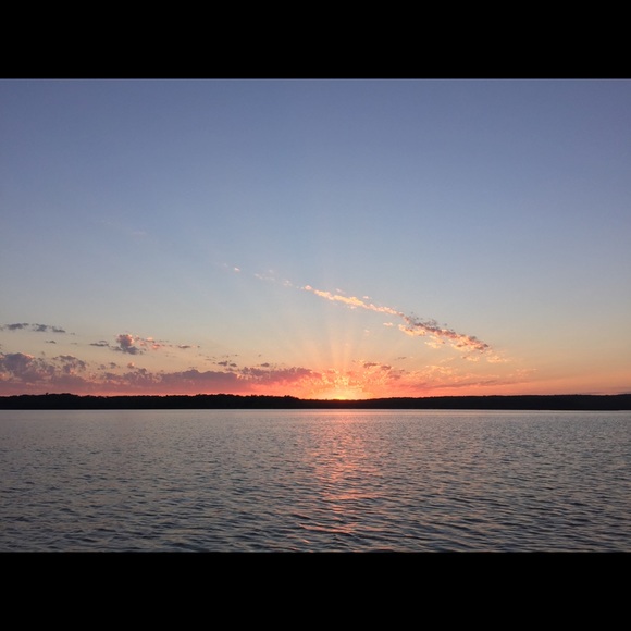 Profile Picture of Ali Schultz (@aschultz453) on Poshmark