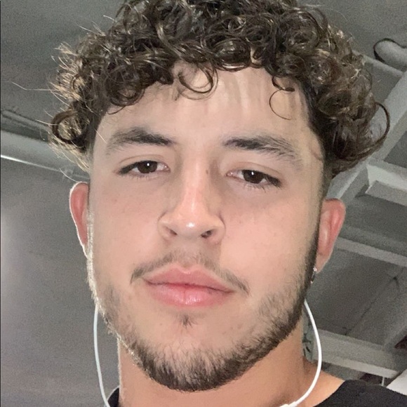 Profile Picture of Christian Engelhorn (@cengelhorn) on Poshmark