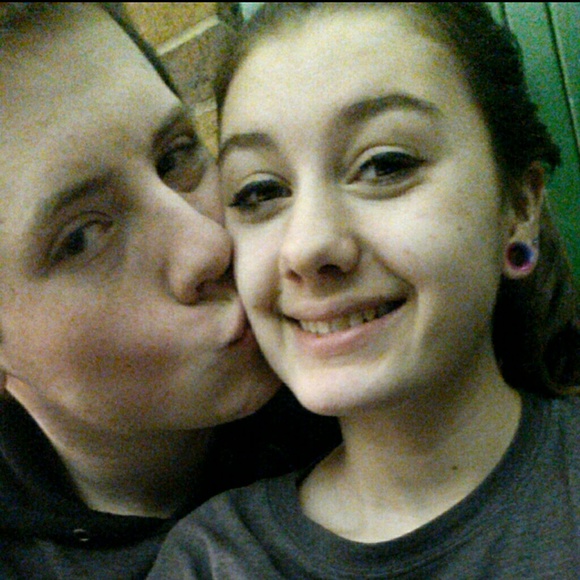 Kelly Kummer - Poshmark Profile Picture of Kelly Kummer (@ahoykelly) on Poshmark