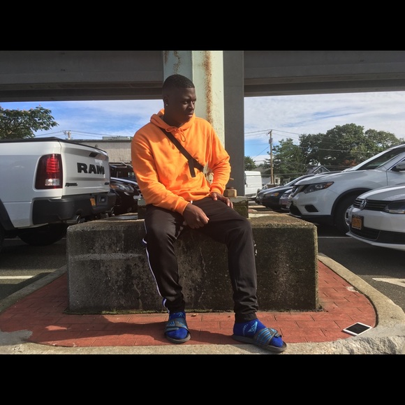 Profile Picture of Maurice Orr (@mauriceorr97) on Poshmark