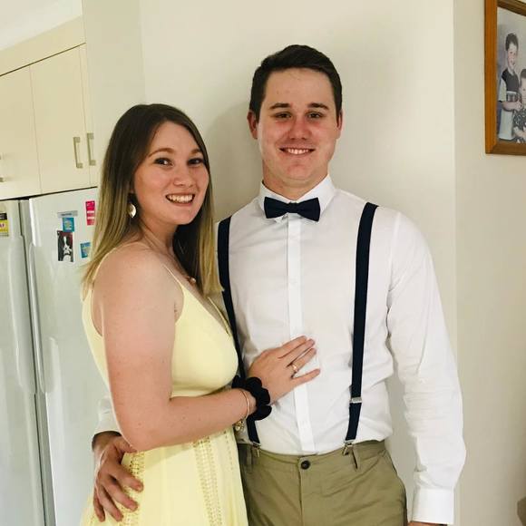 Kate Ludwig - Poshmark Profile Picture of Kate Ludwig (@katludwig) on Poshmark