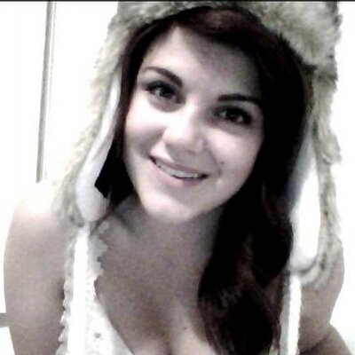 Profile Picture of Alyssa Browne (@pistolmuffin) on Twitter