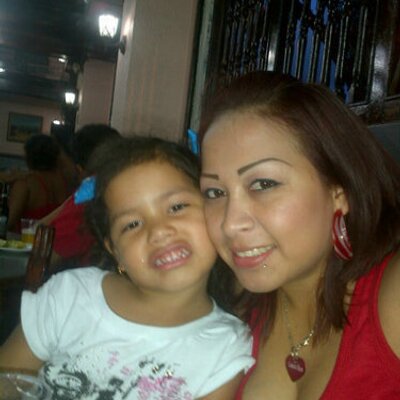 Profile Picture of Laura Ron (@LauritaRoN) on Twitter