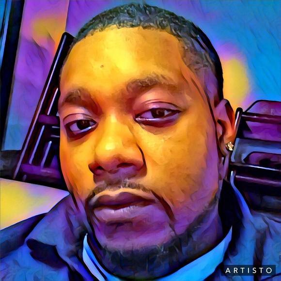 Torrey Lawrence - Poshmark Profile Picture of Torrey Lawrence (@torreyl65) on Poshmark