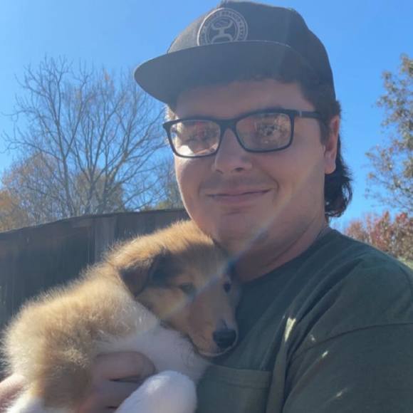 Profile Picture of Clint Cox (@clintcox) on Poshmark