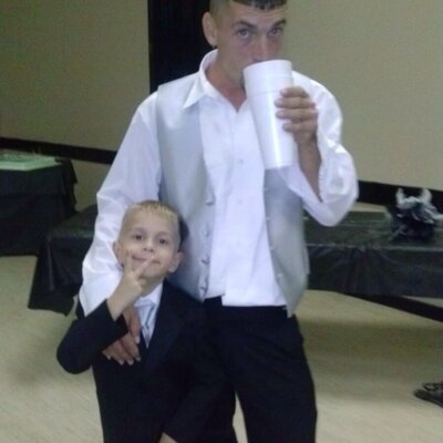 Profile Picture of Bryan Navarre (@@NavarreBrian) on Twitter